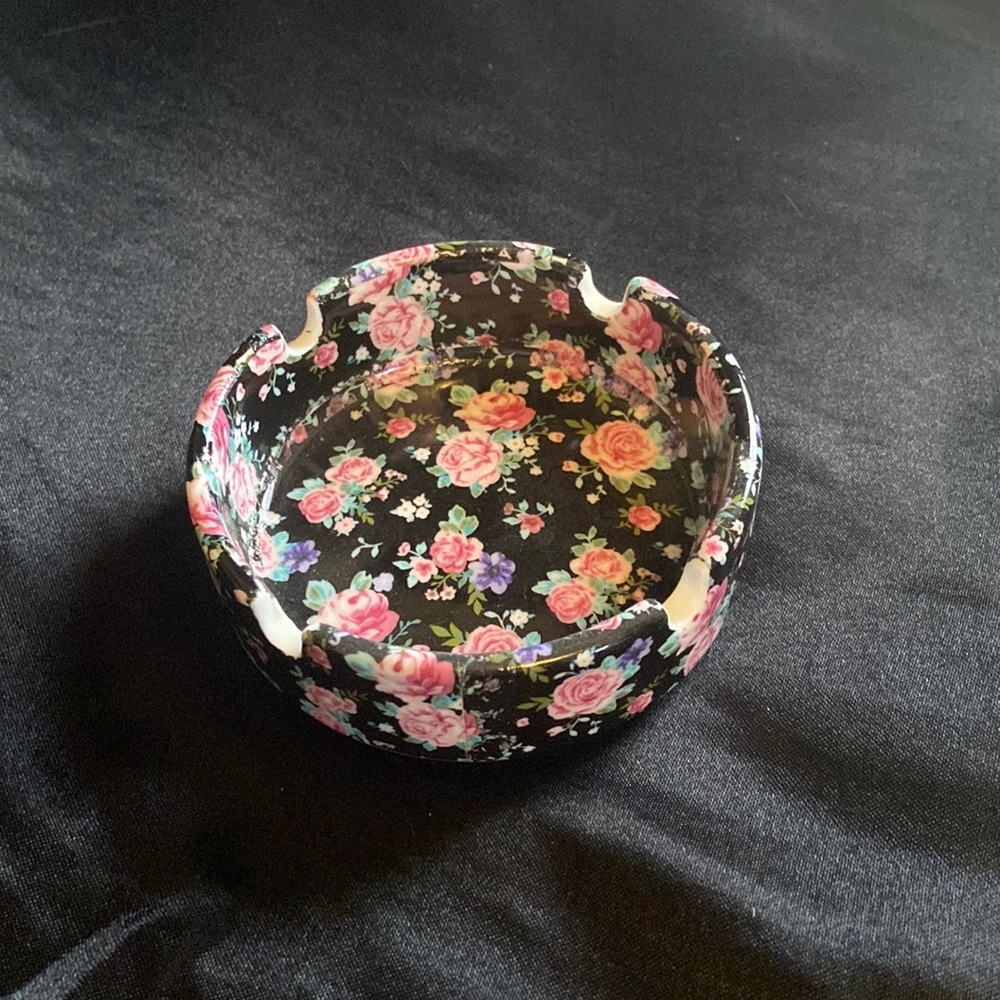 *SOLD* rose floral print ashtray